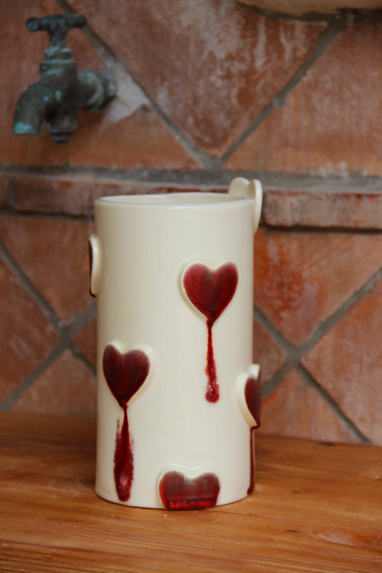 Vase amour rouge coulant